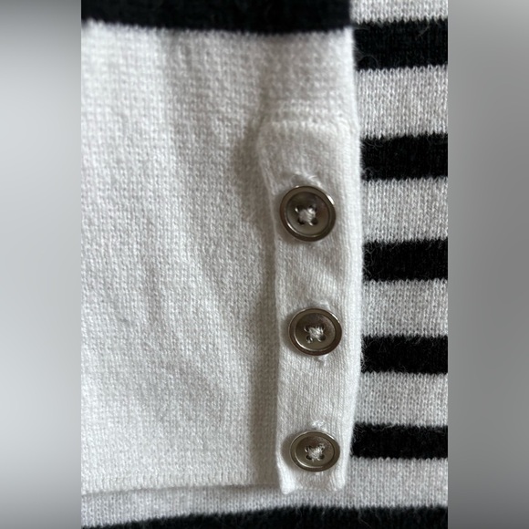 Talbots Johnny Collar Pullover Stripe Top in Black and White. - Picture 8 of 8